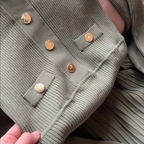 VERONICA BEARD Lauper Rib-Knit Sweater dress. Size M Women
#271 - Picture 10 of 10